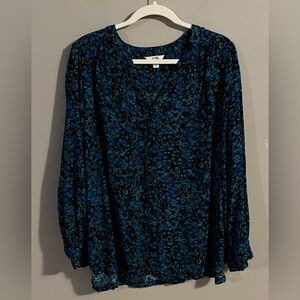$6💙Bundled Terra & Sky Blue/Black Floral Blouse